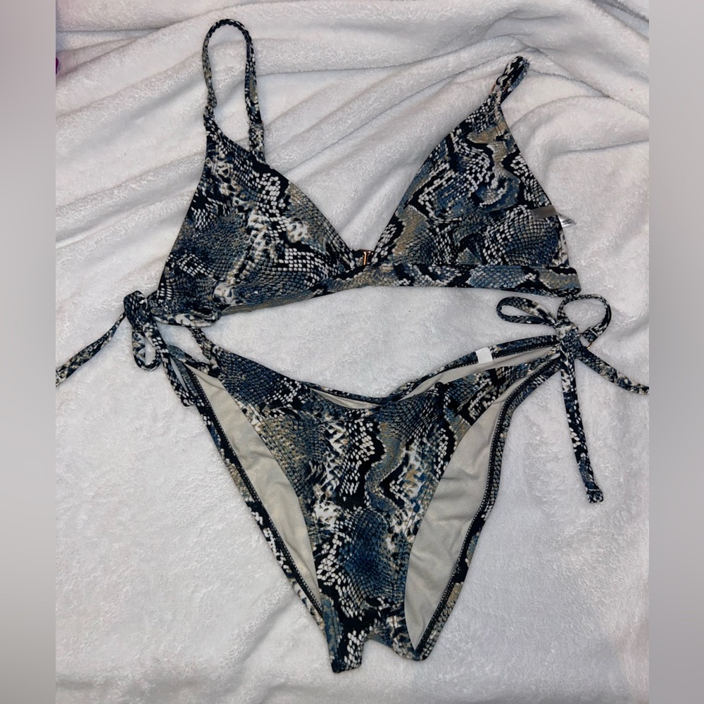 SHADE & SHORE bikini